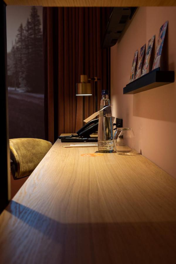 Mah Hotel Saint-Ghislain Eksteriør billede